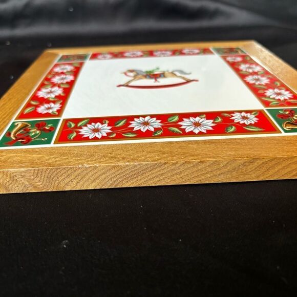 🎄❤️🎄 Christmas Square Wood Frame Trivet Carlton Hall by Kobe Excellent Prelov… - Picture 2 of 4
